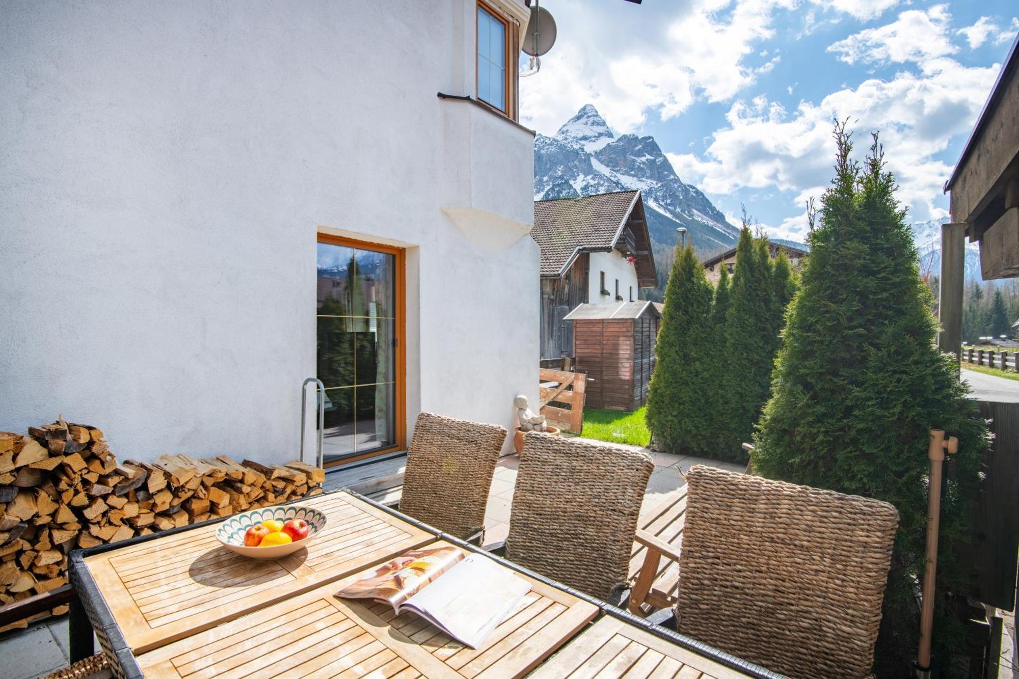 Apartmenthaus Achener Hof Ehrwald Exterior foto